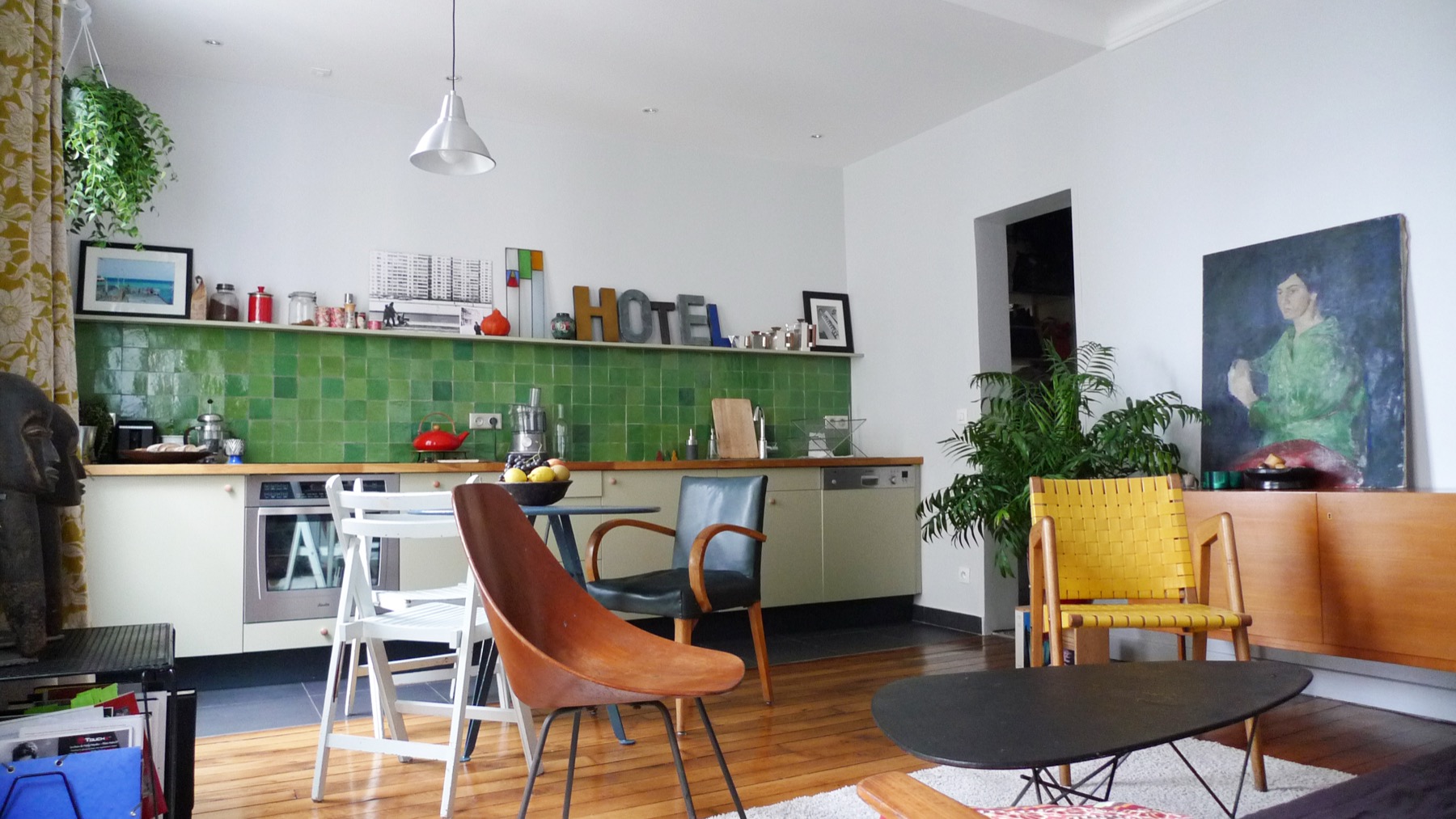 UN APPARTEMENT PARISIEN ENTRE HÉRITAGE ET CARACTÈRE